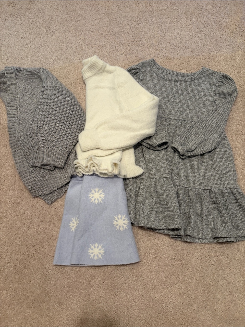 Girls 4T sweater bundle